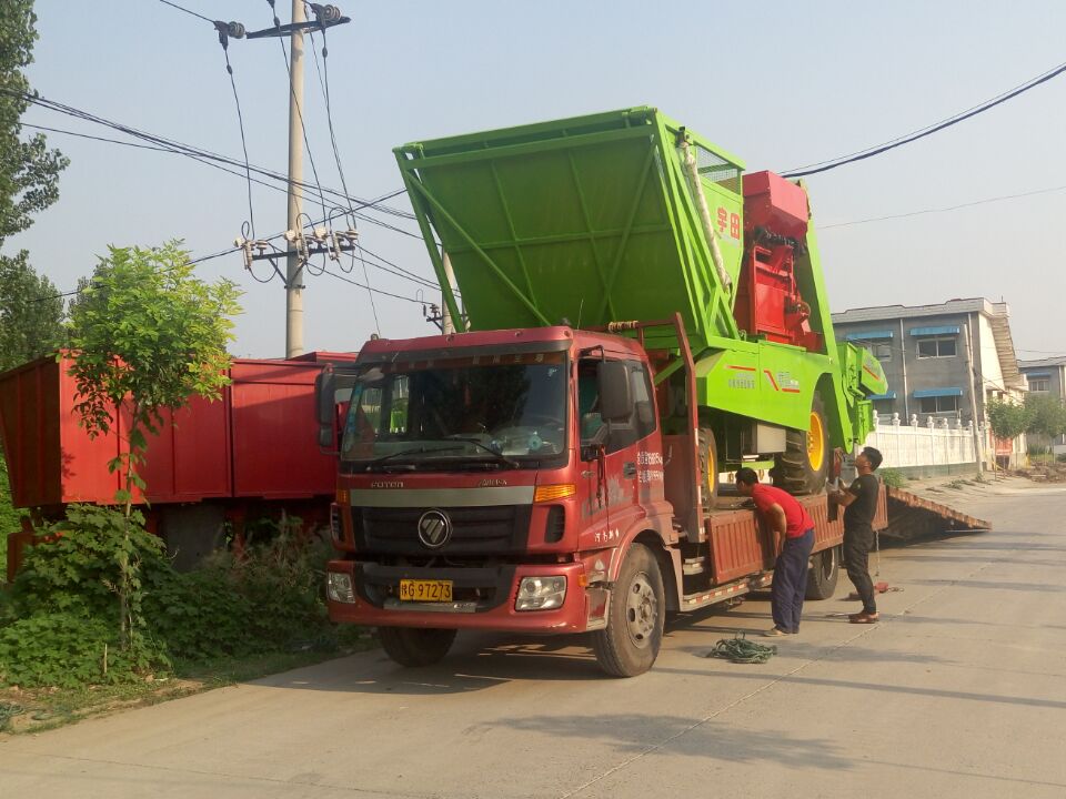 山東蘭陵縣發(fā)車(chē)中