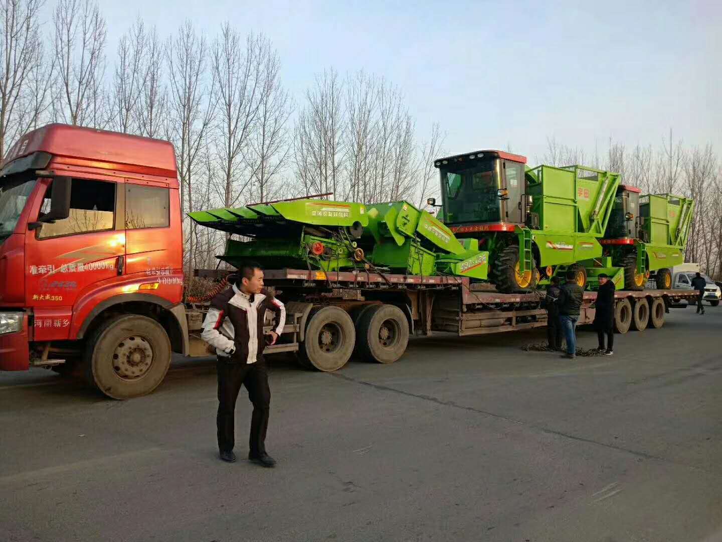 唐山玉田兩臺雙割臺發(fā)車中。。。